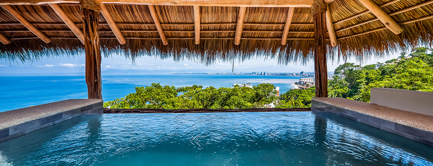 <strong>Breathtaking </strong>Views